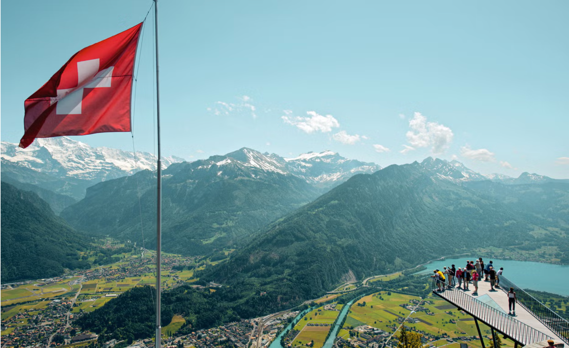 Швейцарийн хүн амын тоог 10 саяар хязгаарлах санал гаргажээ